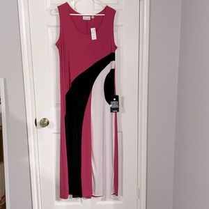 NWT Avenue women’s sleeveless dress